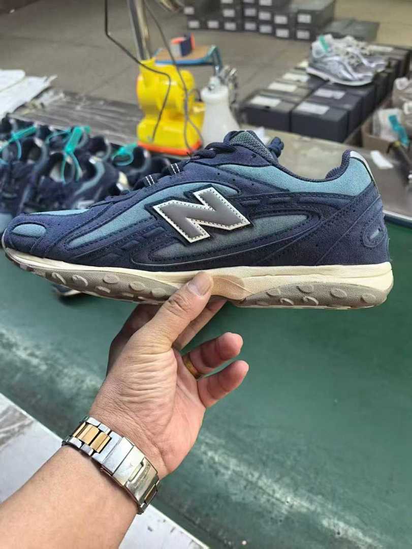 New Balance 204L Blue Teal Grey Cream Lifestyle Running Sneakers - Image 4