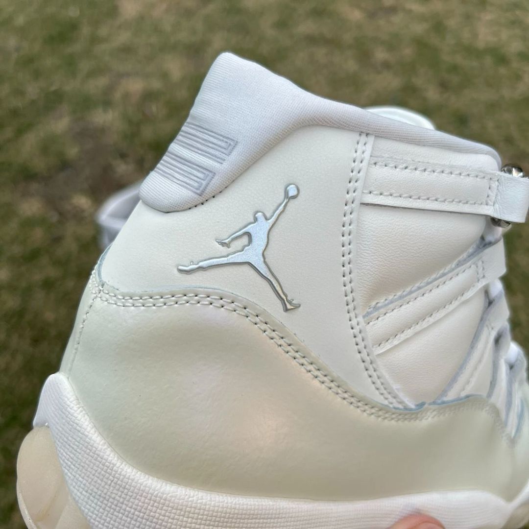 Air Jordan 11 Retro White Iridescent Metallic Silver Vast Grey GS Sneakers 378038-100 - Image 3