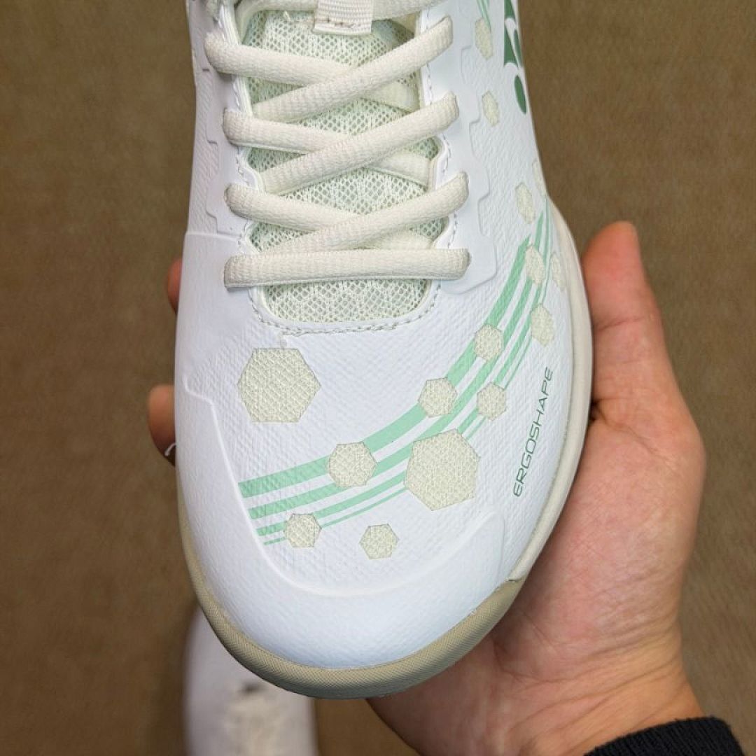 Yonex Strider Beat Badminton Shoes White Mint Green - Image 4