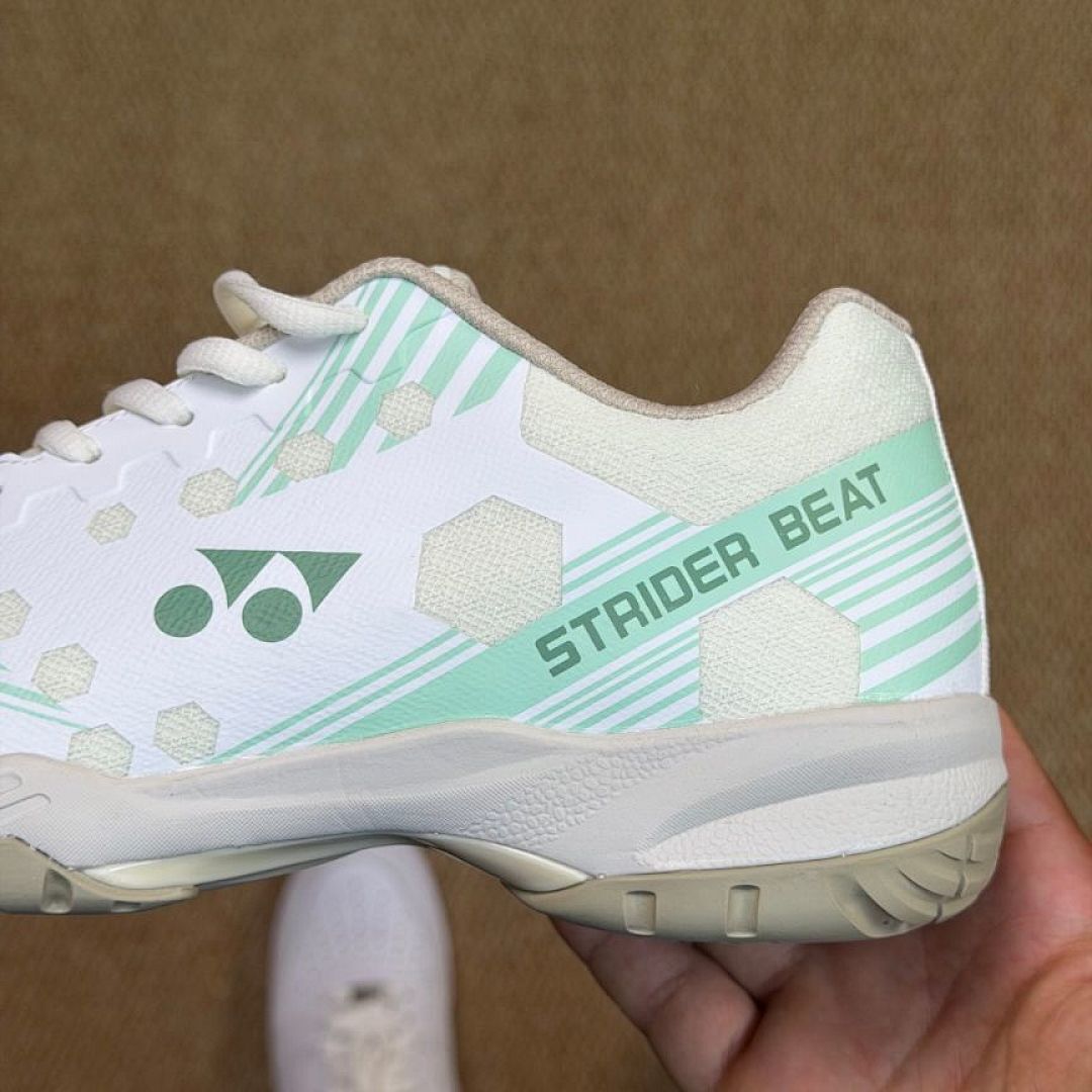 Yonex Strider Beat Badminton Shoes White Mint Green - Image 6