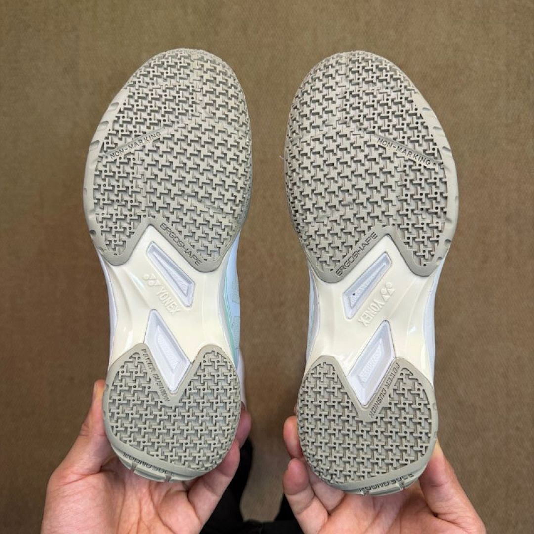 Yonex Strider Beat Badminton Shoes White Mint Green - Image 8