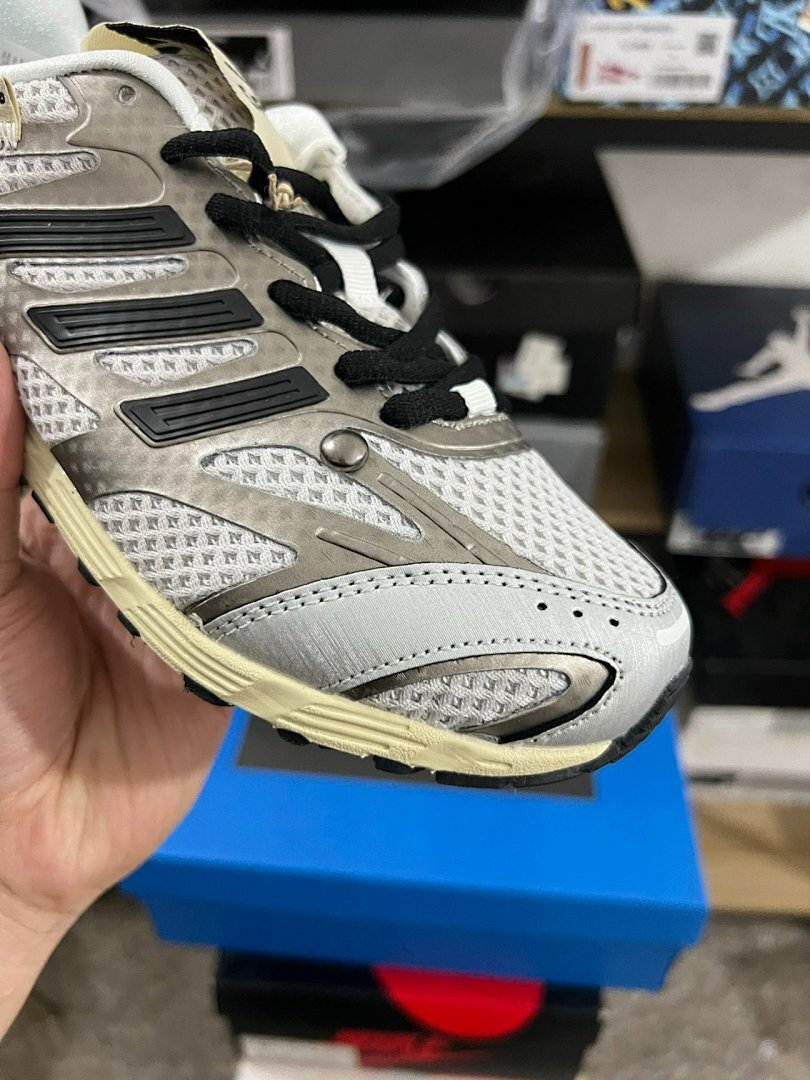 Adidas Adistar Racer SFY SFTM-006 Cloud White Metallic Silver Core Black Running Sneakers - Image 3