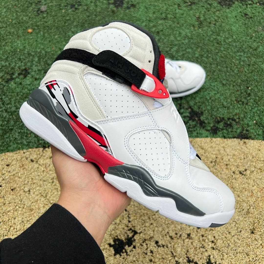 Air Jordan 8 Retro "Bugs Bunny" White True Red Black Men's Sneakers 305381-103 - Image 9