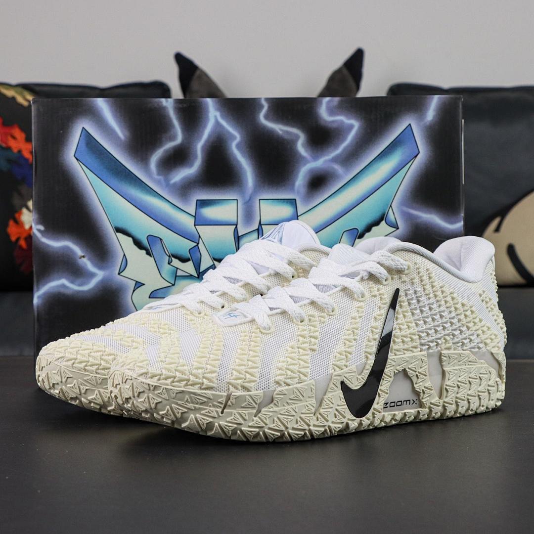 Nike Kyrie 4 ZoomX White Black Men's Basketball Sneakers - Image 7